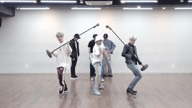 bts-v-jungkook-jimin-and-others-groove-to-aayi-nai-song-from-stree-2-killer-moves-win-desi-bts-army-viral-video